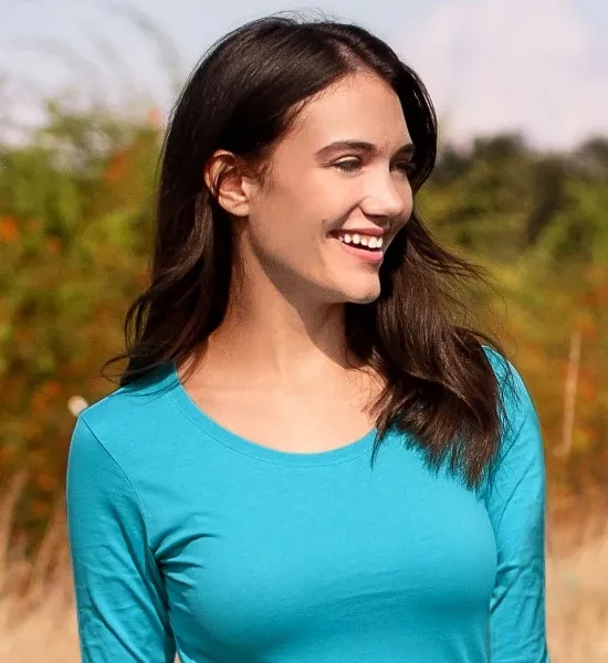 Ženska majica z dolgimi rokavi - Globlji okrogel izrez