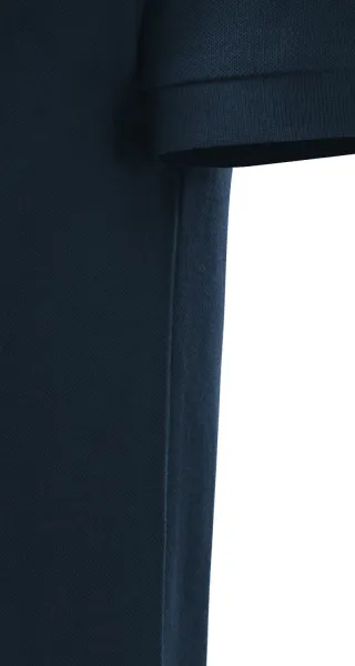 Moška elegantna polo majica - Izrez s stranskimi šivi